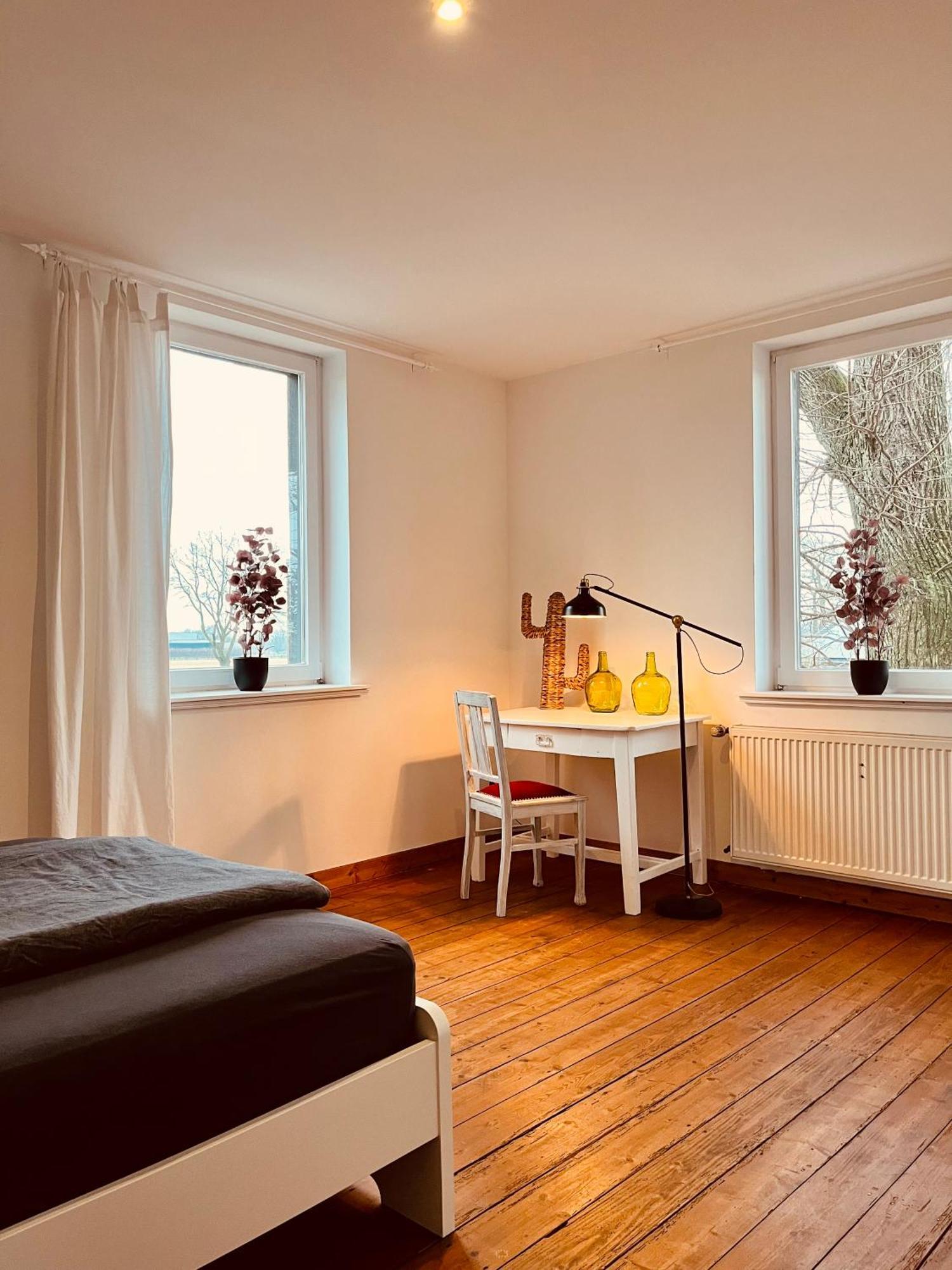 B E D & A G E D E S I G N -Extra Large- Wunderschoene Komplette Wohnung Mit Viel Platz & 4 Schlafzimmer B E D & A G E D E S I G N -Small- Wunderschoenes Zimmer Mit Bad Rechnungserstellung Fuer Geschaeftsreisende & Firmen Hunxe Exterior photo