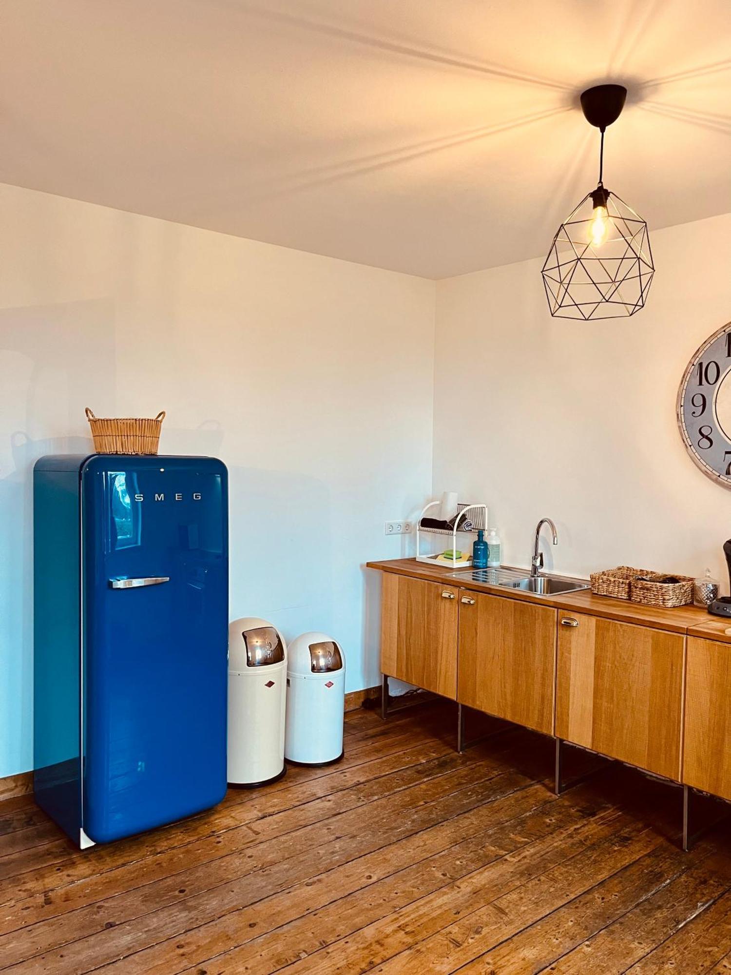 B E D & A G E D E S I G N -Extra Large- Wunderschoene Komplette Wohnung Mit Viel Platz & 4 Schlafzimmer B E D & A G E D E S I G N -Small- Wunderschoenes Zimmer Mit Bad Rechnungserstellung Fuer Geschaeftsreisende & Firmen Hunxe Exterior photo